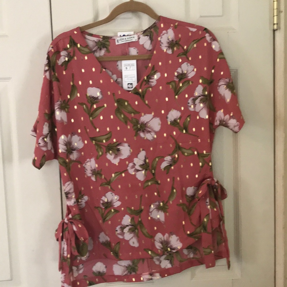 Jon&Anna cont V  neck short sleeve top (3)